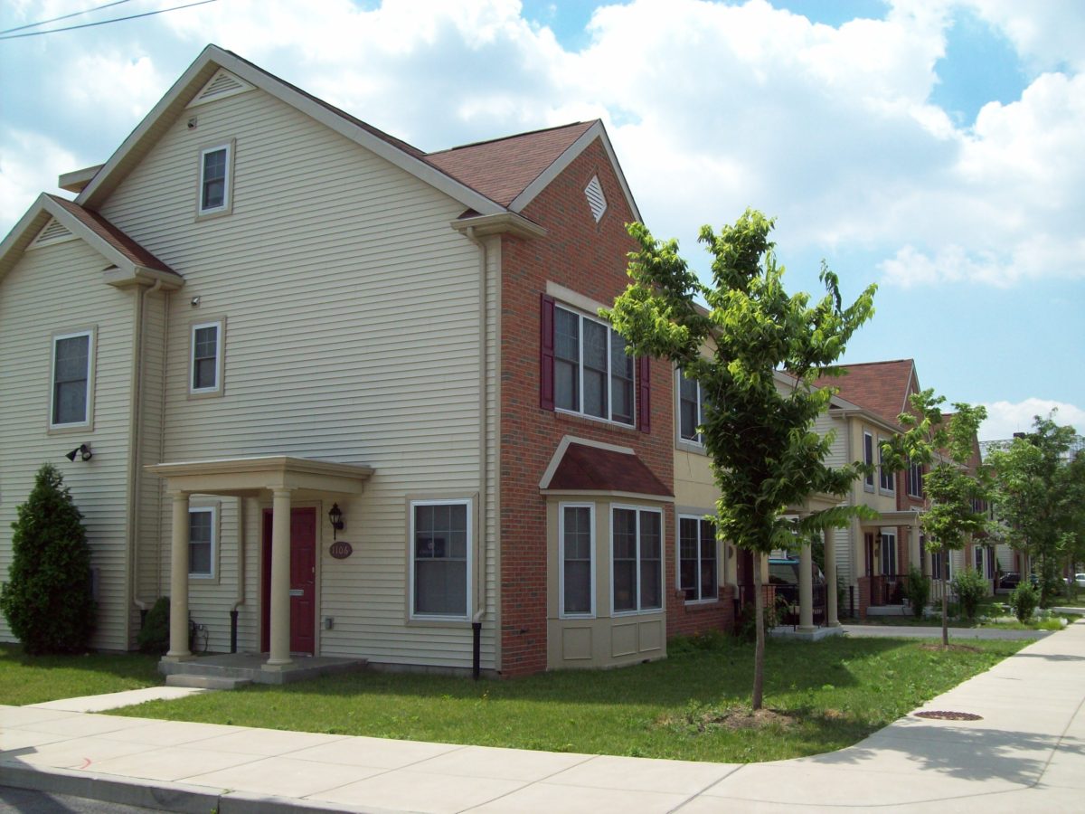 Cambridge Plaza Phases I, II, III Dale Corp.